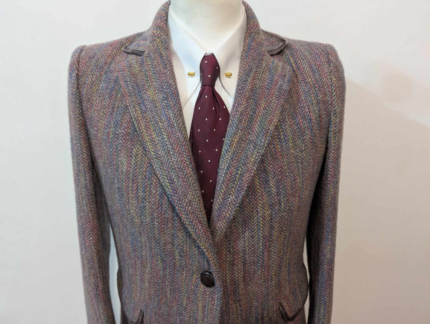 Magnifique tailleur violet lilas en tweed