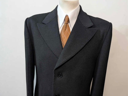 Wunderschöner schwarzer Wollmantel