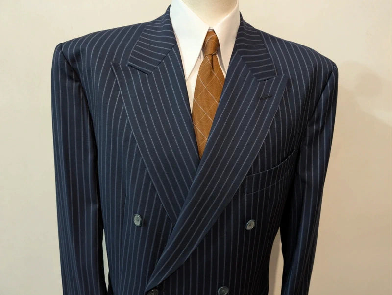 Extraordinaire costume croisé pinstripe en laine