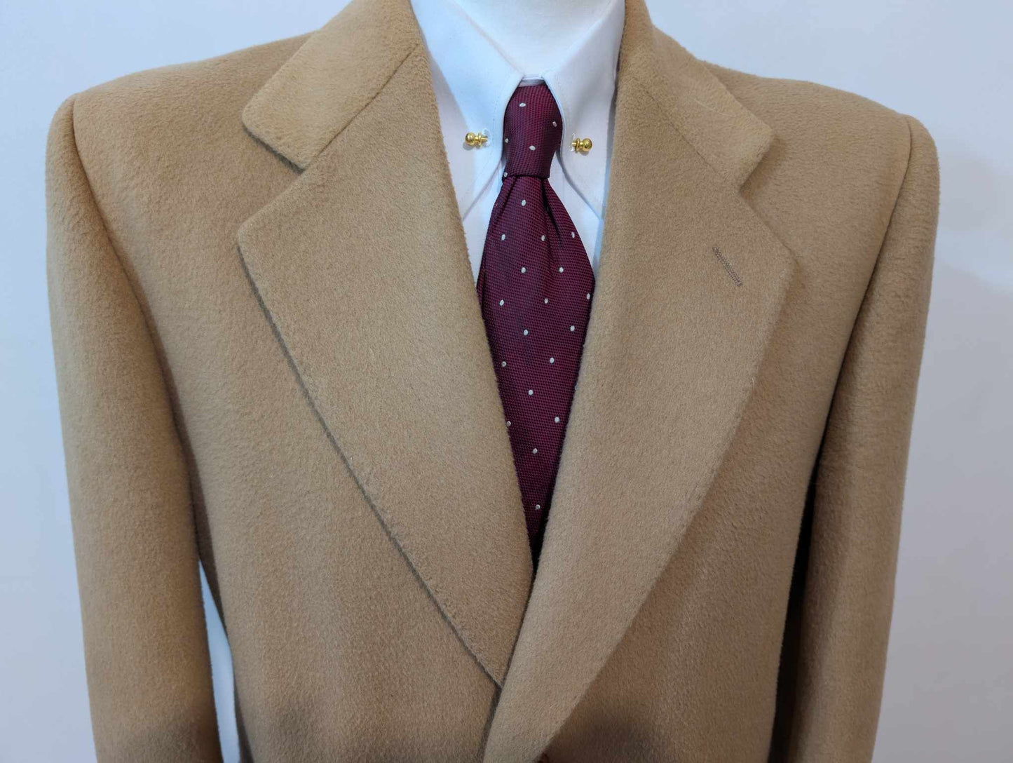 Lumineux manteau de couleur camel en laine et cachemire
