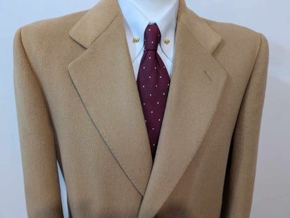 Lumineux manteau de couleur camel en laine et cachemire