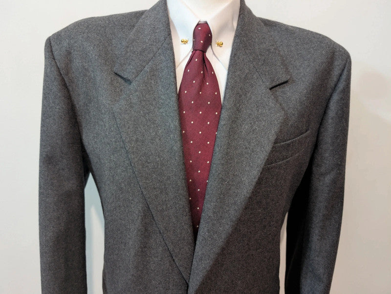 Magique costume gris en flanelle de laine