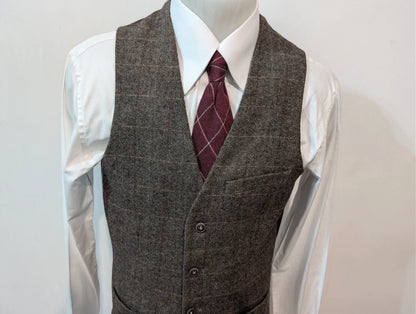 Graubraune Tweedweste