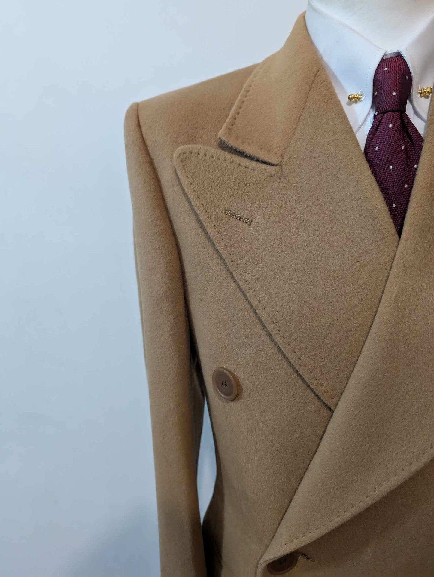 Lumineux manteau croisé camel en laine