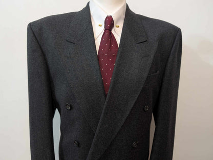 Incroyable costume croisé gris en flanelle lourde