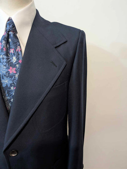 Nice wool navy blue suit