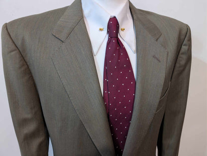 Classique costume gris kaki en laine légère