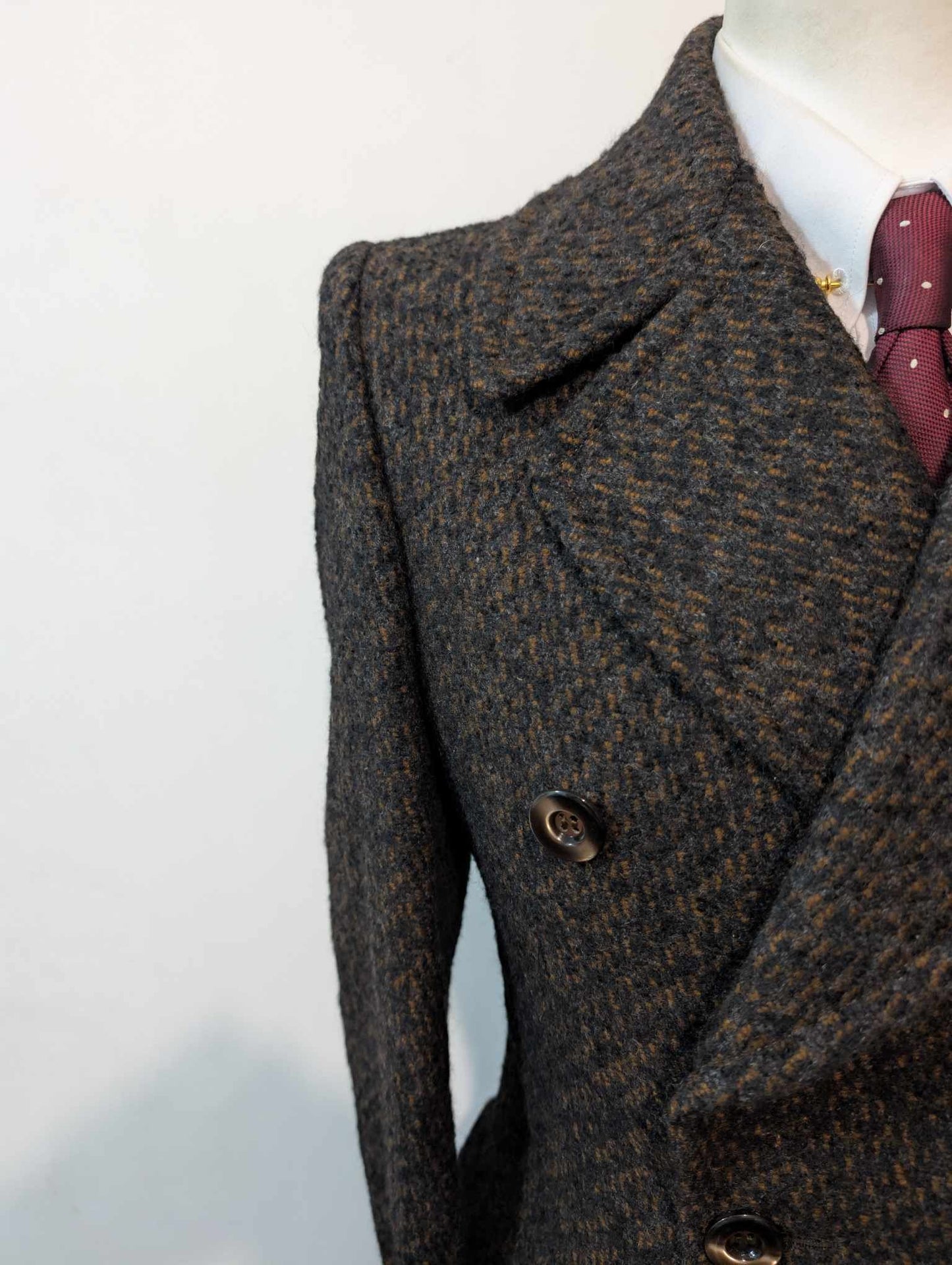 Élégant manteau marron en tweed