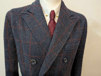 Élégant manteau croisé à carreaux en tweed