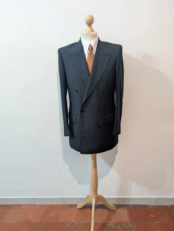 Wunderschöner marineblauer Zweireiheranzug aus Wolle