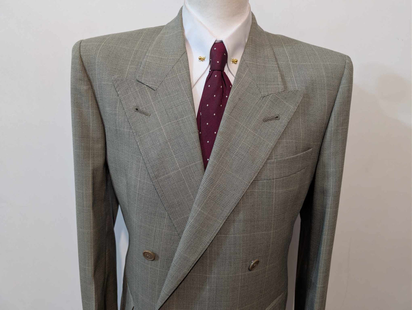 Magnifique costume croisé à carreaux en laine