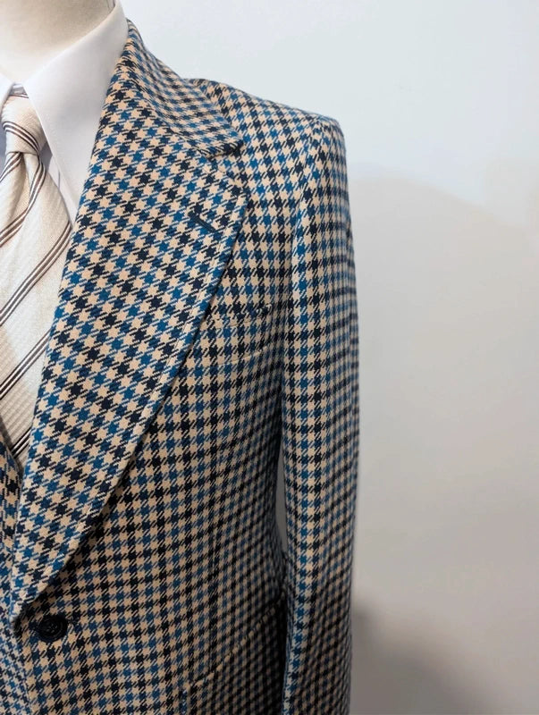 Fabelhafte Hahnentrittjacke