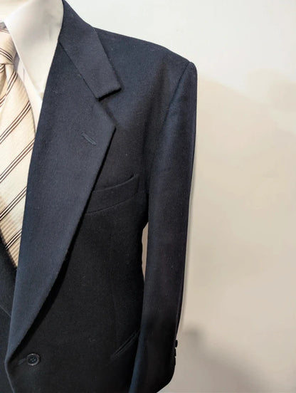 Wunderschöne marineblaue Flanelljacke