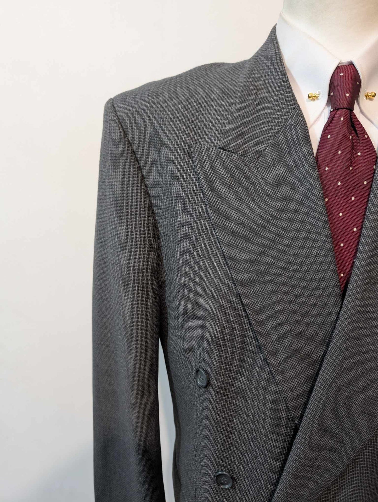 Classique costume croisé gris en laine