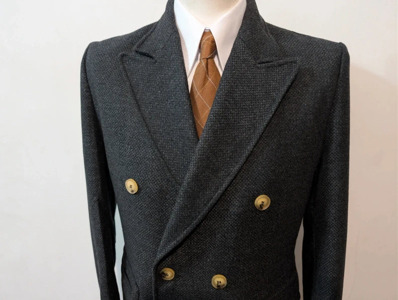 Schöner Wollpolomantel