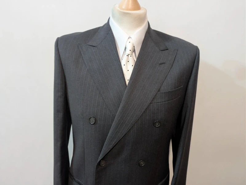 Exceptionnel costume croisé Pinstripe en laine