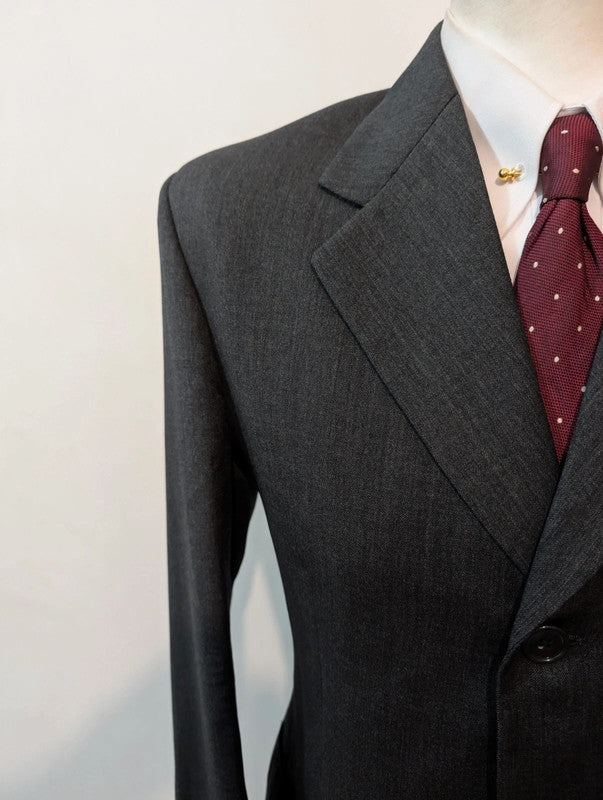 Classique costume gris en laine