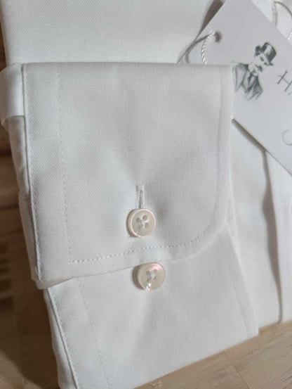Shirt with double-twisted French collar