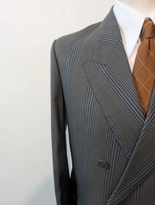 Magnifique costume croisé en laine