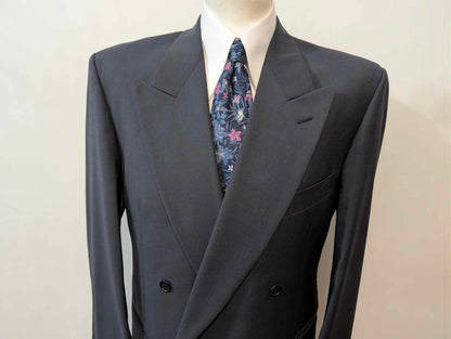 Ravissant costume croisé bleu marine en laine froide
