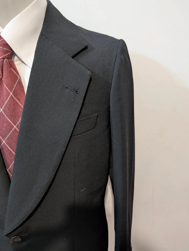 Magnifique costume noir en laine