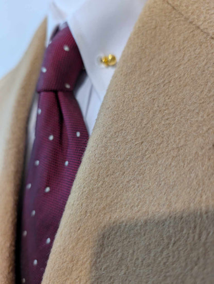 Lumineux manteau de couleur camel en laine et cachemire