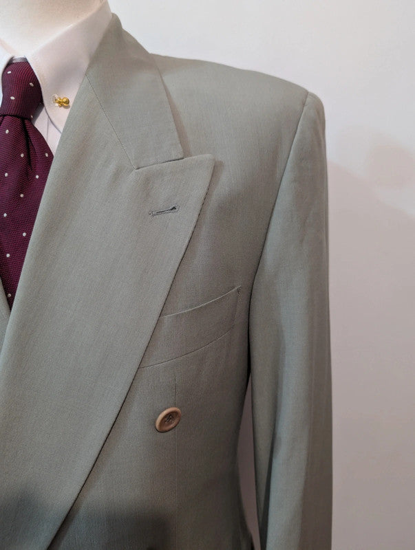 Costume croisé gris vert en laine