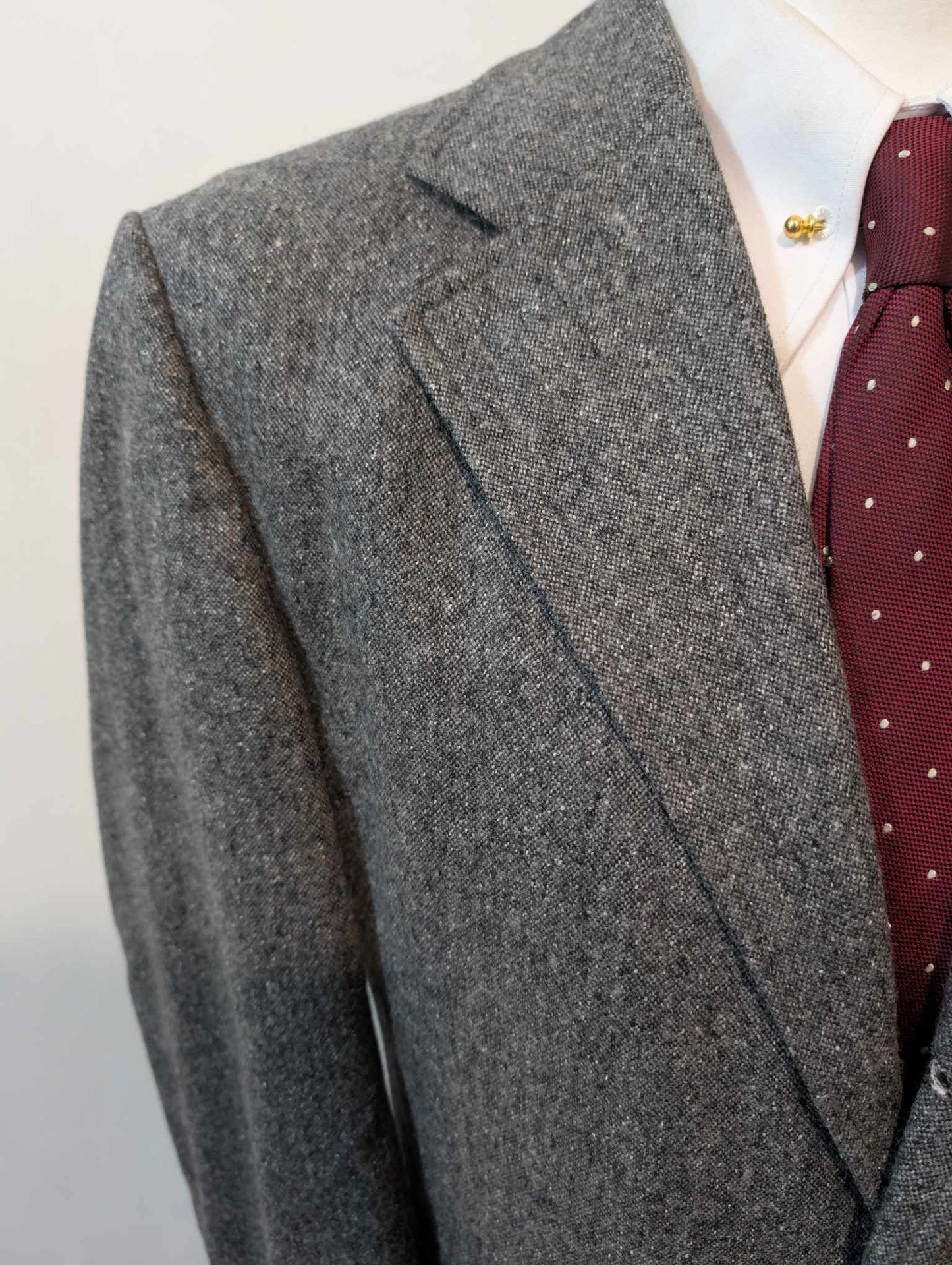 Rarissime costume gris en tweed