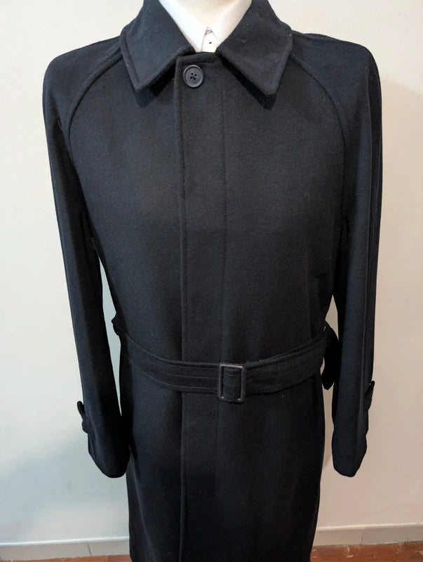 Wunderschöner Raglanmantel aus Wolle