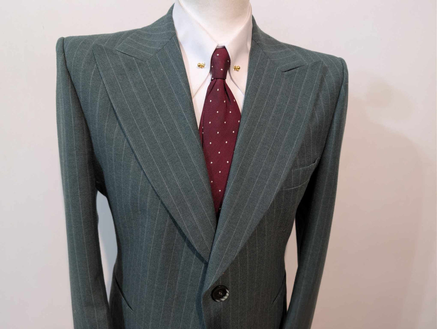 Redoutable costume pinstripe vert en flanelle
