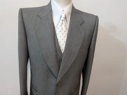 Prächtiger dreiteiliger Wollanzug