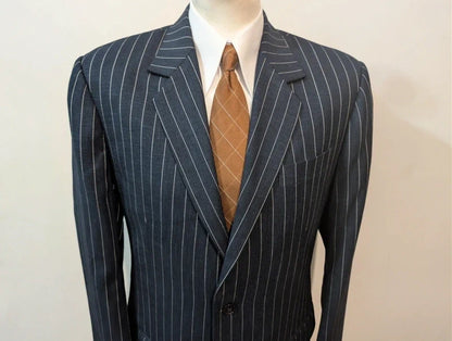 Toller Nadelstreifenanzug aus Wolle