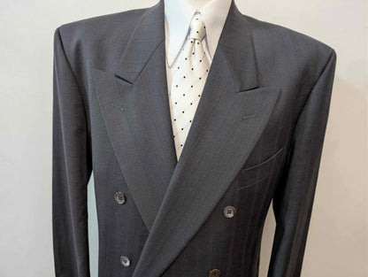 Extraordinaire costumes croisé gris en laine