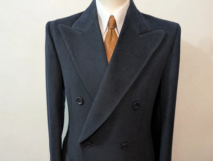 Unglaublicher marineblauer Zweireihermantel aus Wolle
