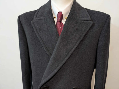 Ravissant manteau croisé gris en laine lourde