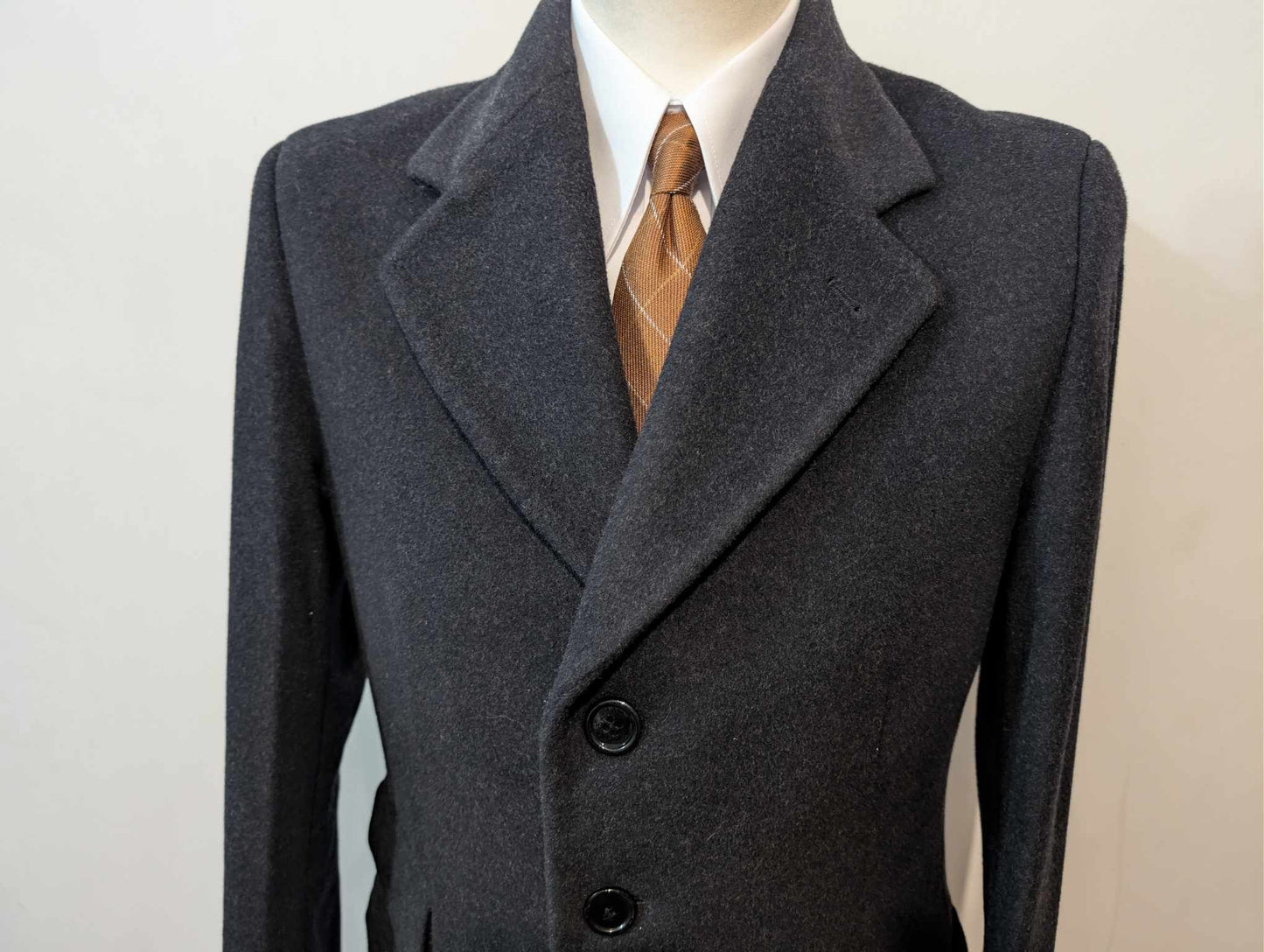 Gentil manteau gris en laine