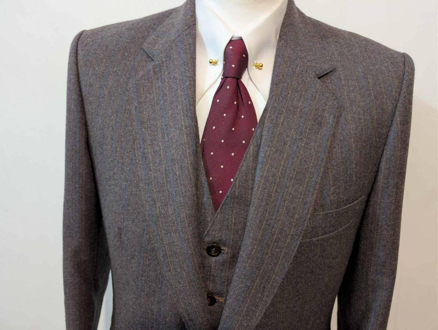 Magnifique costume 3 pièces gris violet