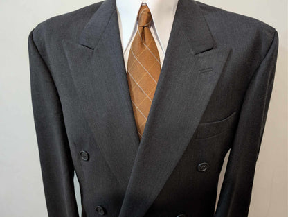 Magnifique costume croisé gris en laine