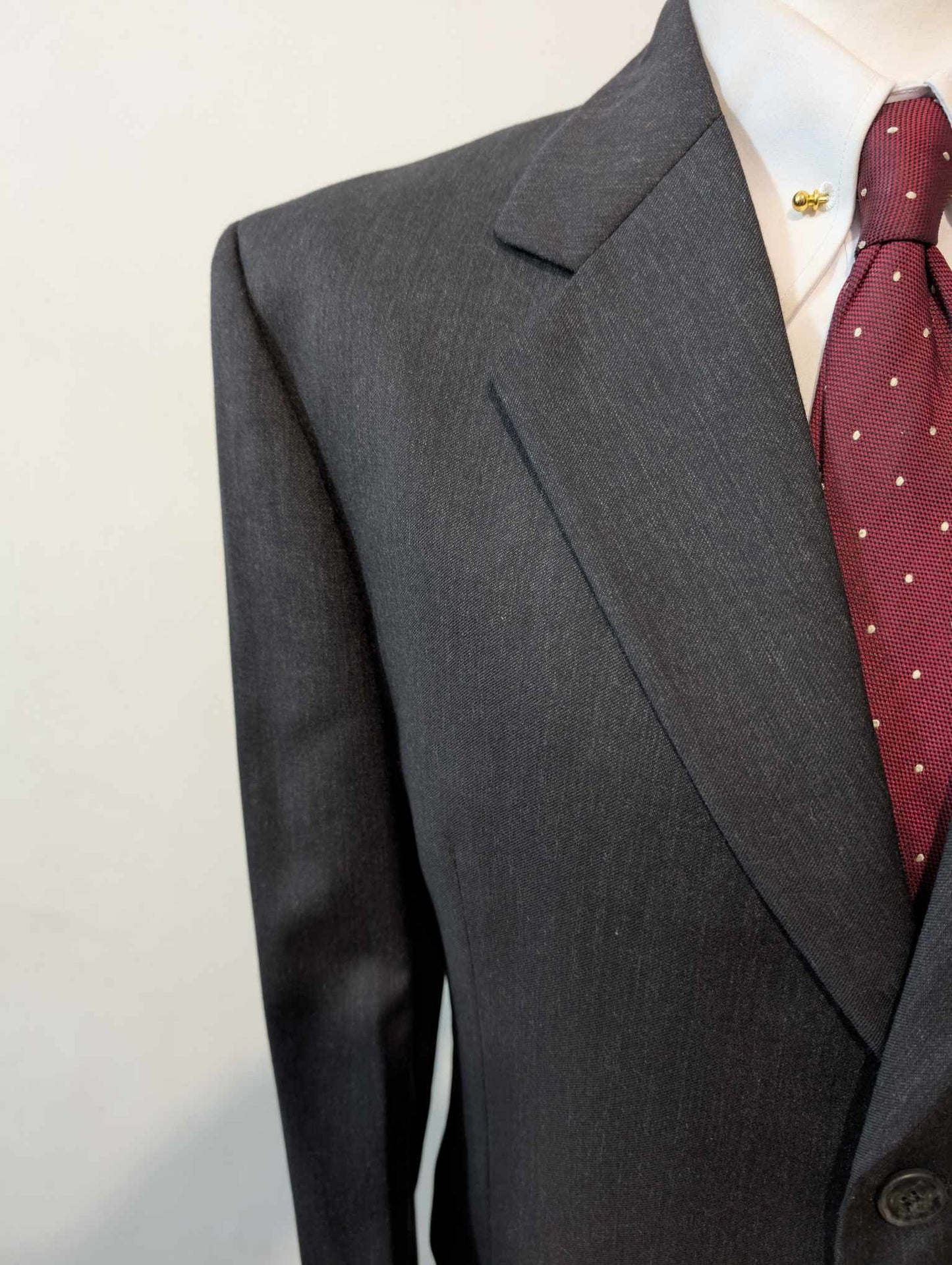 Classique costume gris en laine
