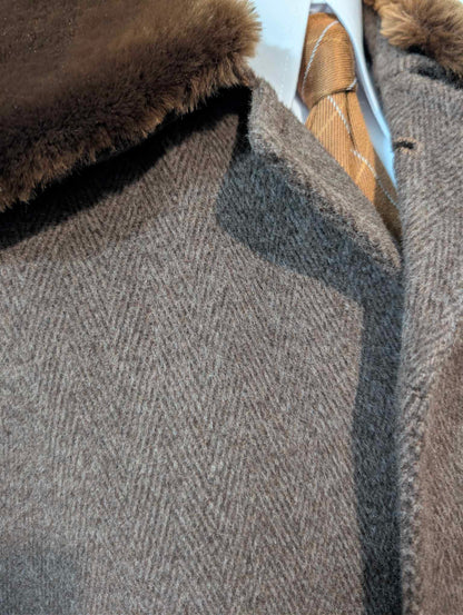 Mignon manteau marron en laine