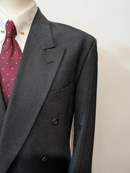 Magnifique costume croisé en laine froide