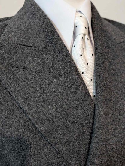 Beeindruckender englischer zweireihiger Mantel