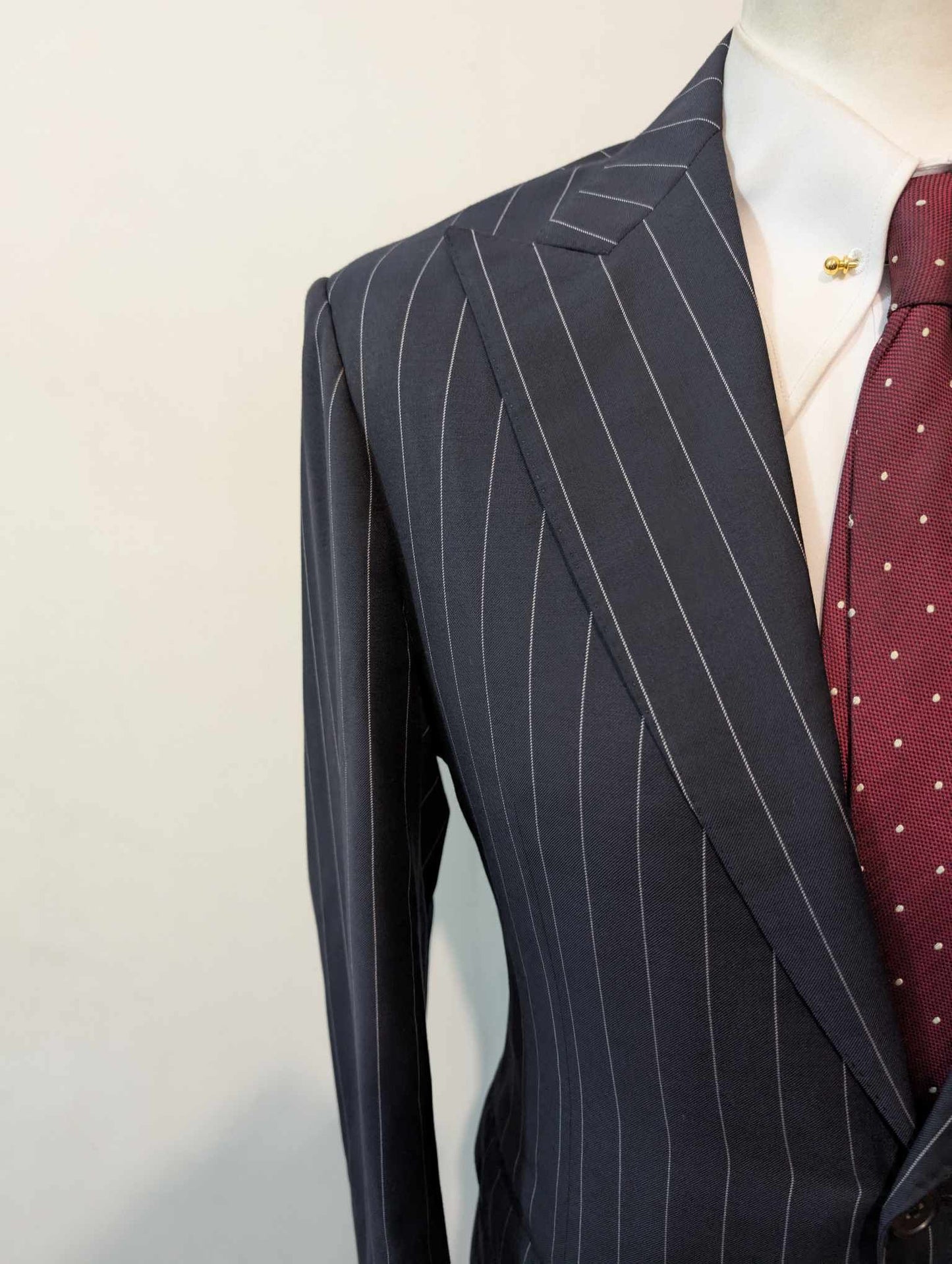 Incroyable costume chalkstripe en laine