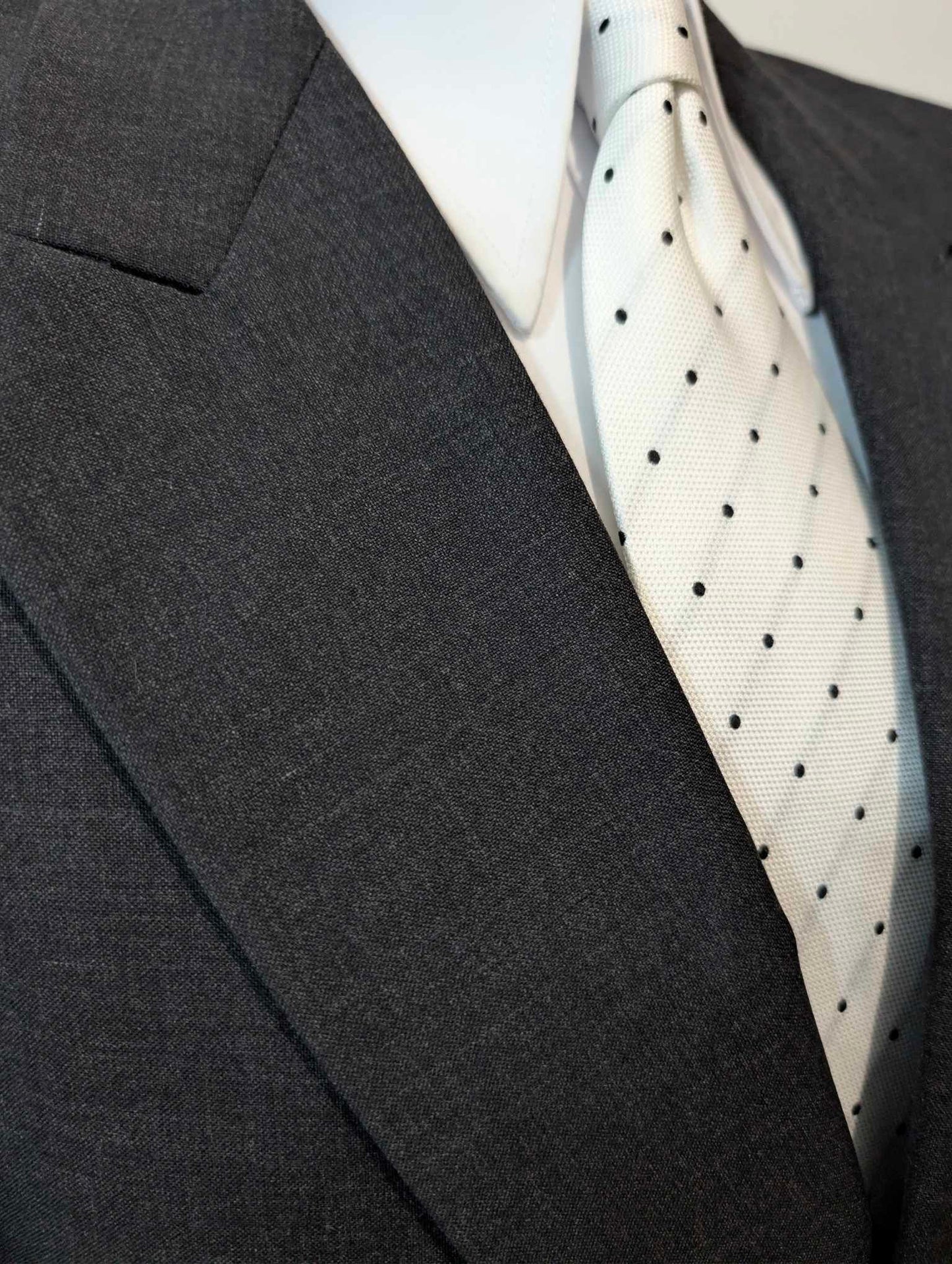 Élégant costumes croisé gris en laine froide