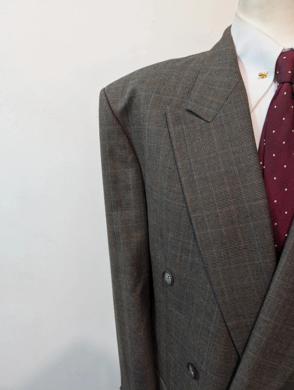 Géant costume croisé en laine