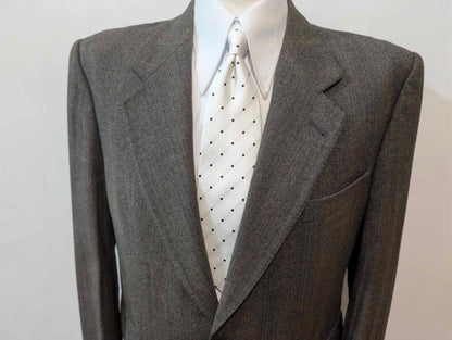 Toller graubrauner Wollanzug