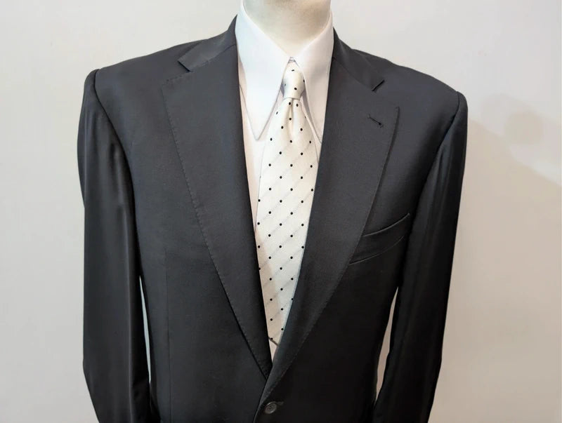 Klassischer marineblauer Wollanzug