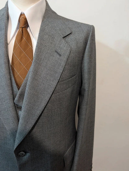 Élégant costume 3 pièces gris en laine