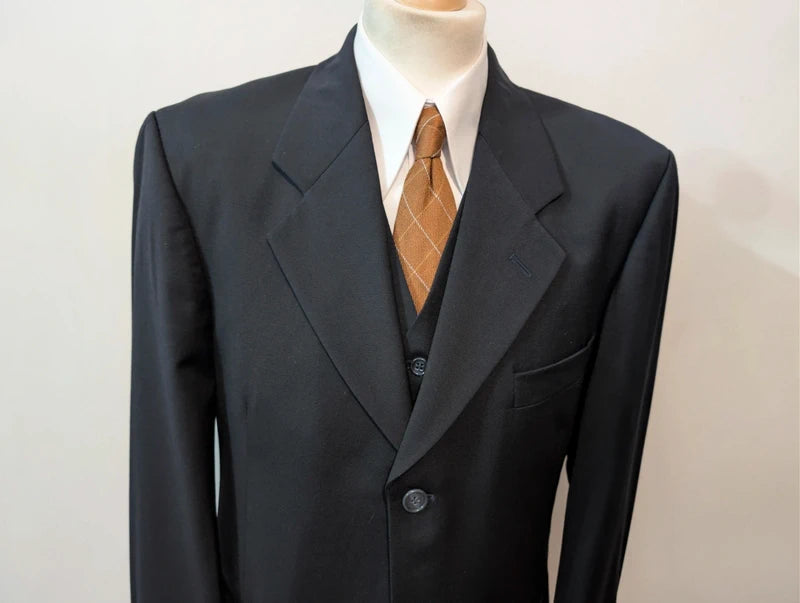 Génial costume 3 pièces bleu marine en laine