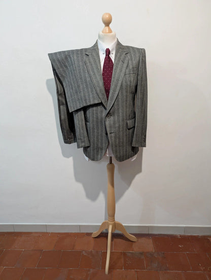 Sublime costume gris en flanelle
